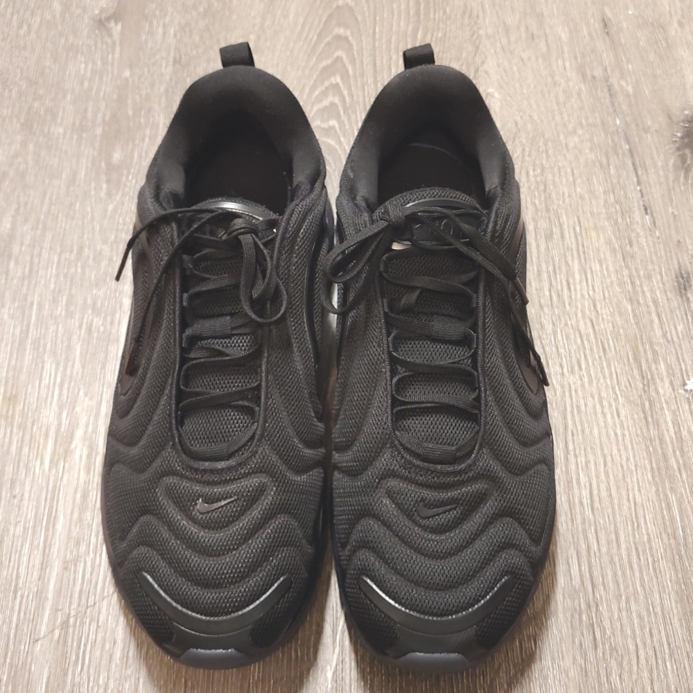 Nike Air MAX 720 Triple Black